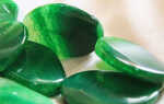 Зеленый агат — каковы свойства камня, кому он подходит и сколько стоит