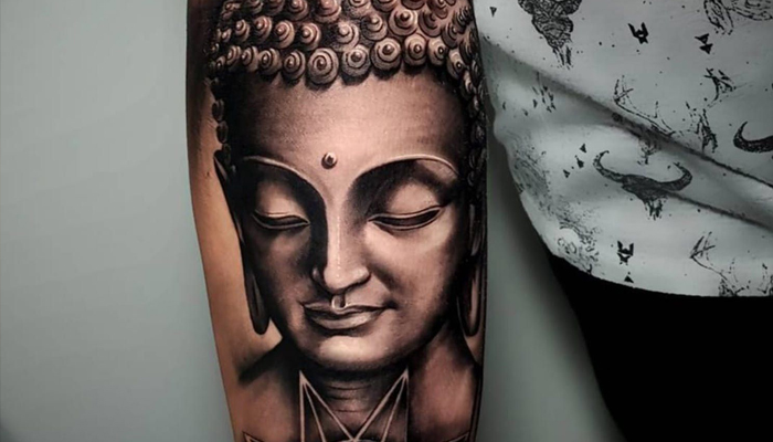 Татуировка с Буддой